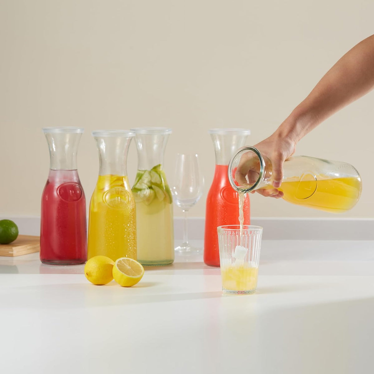 Cart In Mart 4 Pack Clear Glass Carafe With Lid (1L)Tags,Marker-Bar Serveware Pitcher